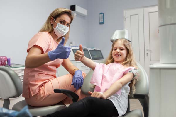 See A Family Dentist For Your Oral Health