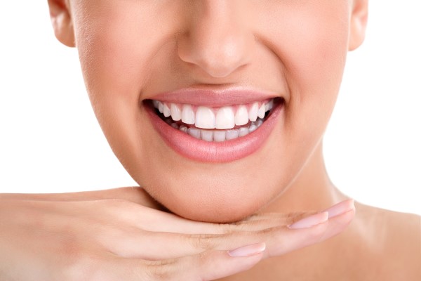 How Dental Bonding May Be Used In A Smile Makeover